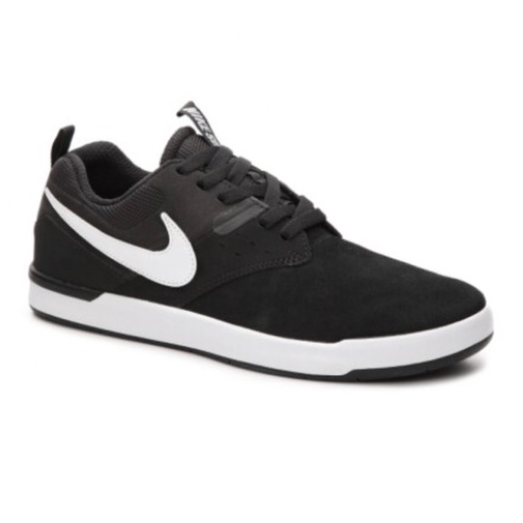 Nike Shoes - Nike SNEAKERS